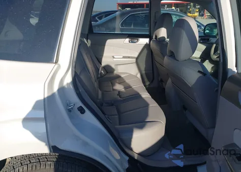 2009 Subaru Forester 2.5X Limited z USA, uszkodzony, nr VIN JF2SH64689H788724